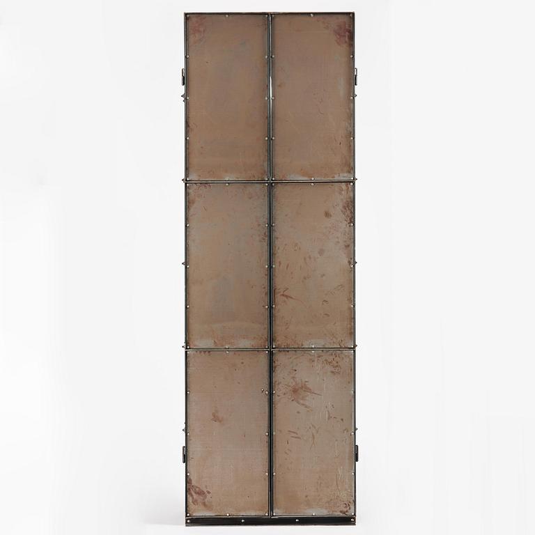 Jonas Bohlin, skåp, "Slottsbacken", ed. 193/200, Källemo, Värnamo, efter 1987.