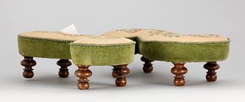 FOTPALLAR, ett par, sent 1800-tal.