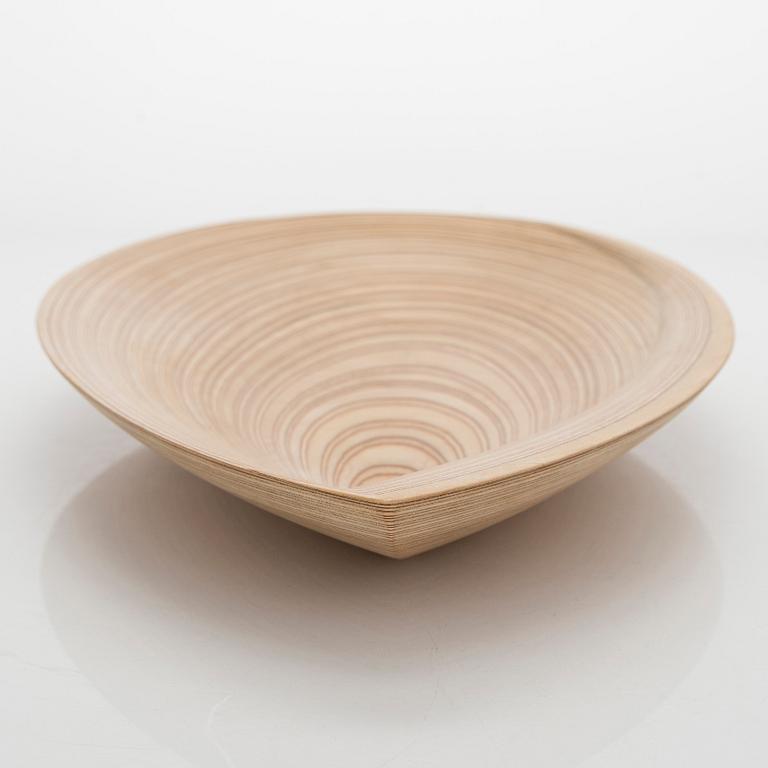 Tapio Wirkkala, A plywood dish, unsigned.