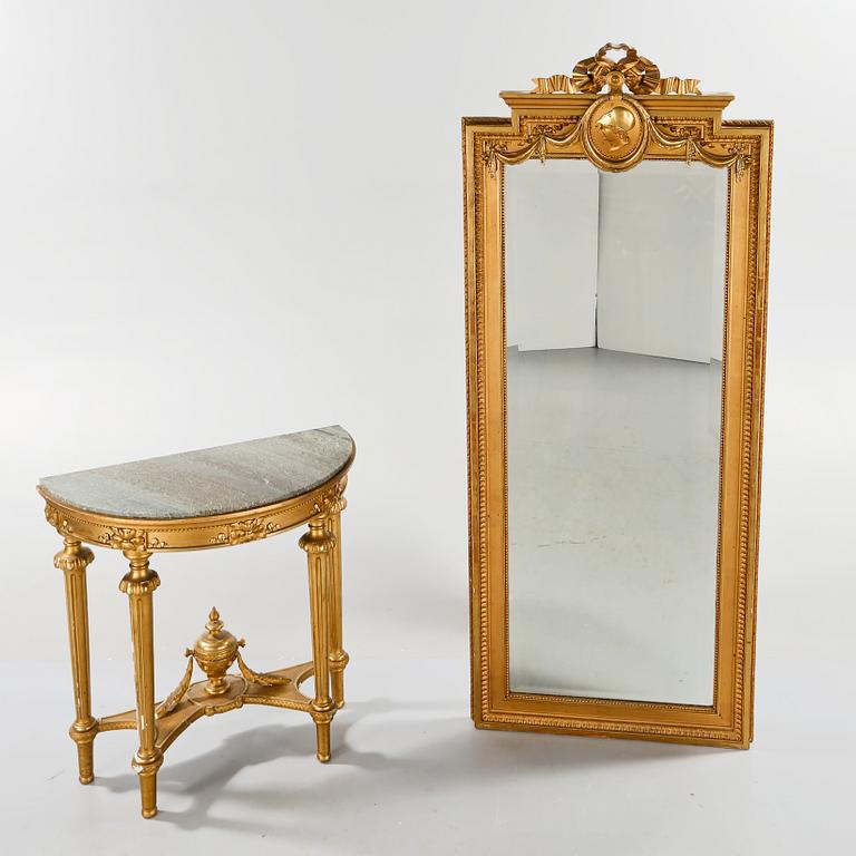 SPEGEL och KONSOLBORD, gustaviansk stil, 1900-talets första hälft.