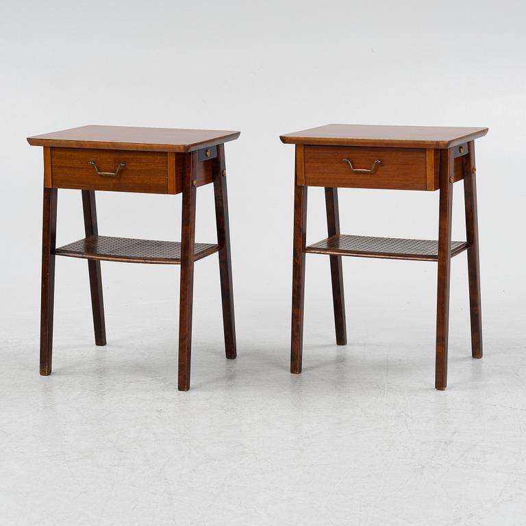 Sängbord, ett par, 1900-talets mitt.