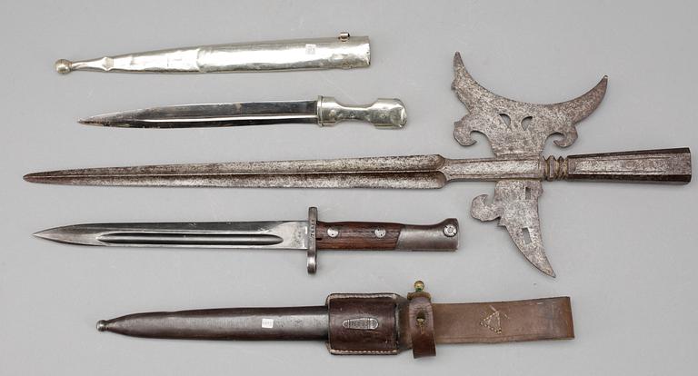 PARTI VAPEN, 3 delar, 1800/1900-tal.