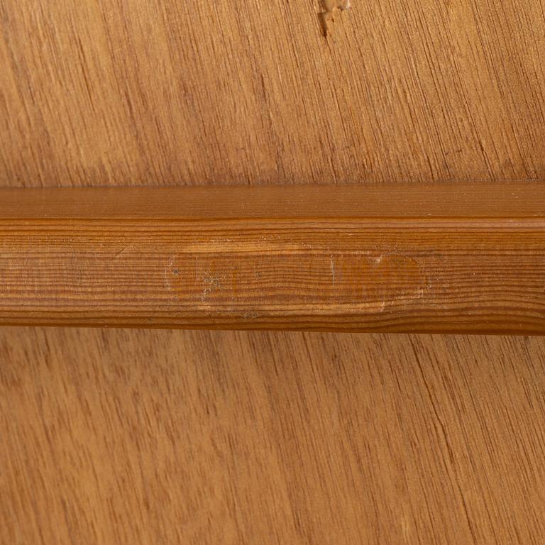 Josef Frank, soffbord, modell B 2139, Firma Svenskt Tenn, före 1985.