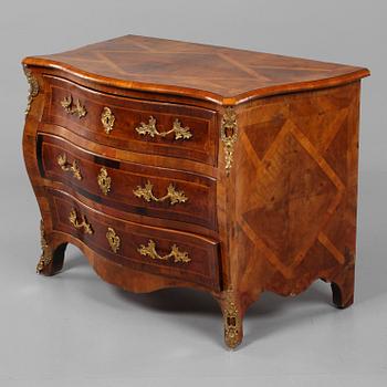 BYRÅ, rokoko, 1700-tal.