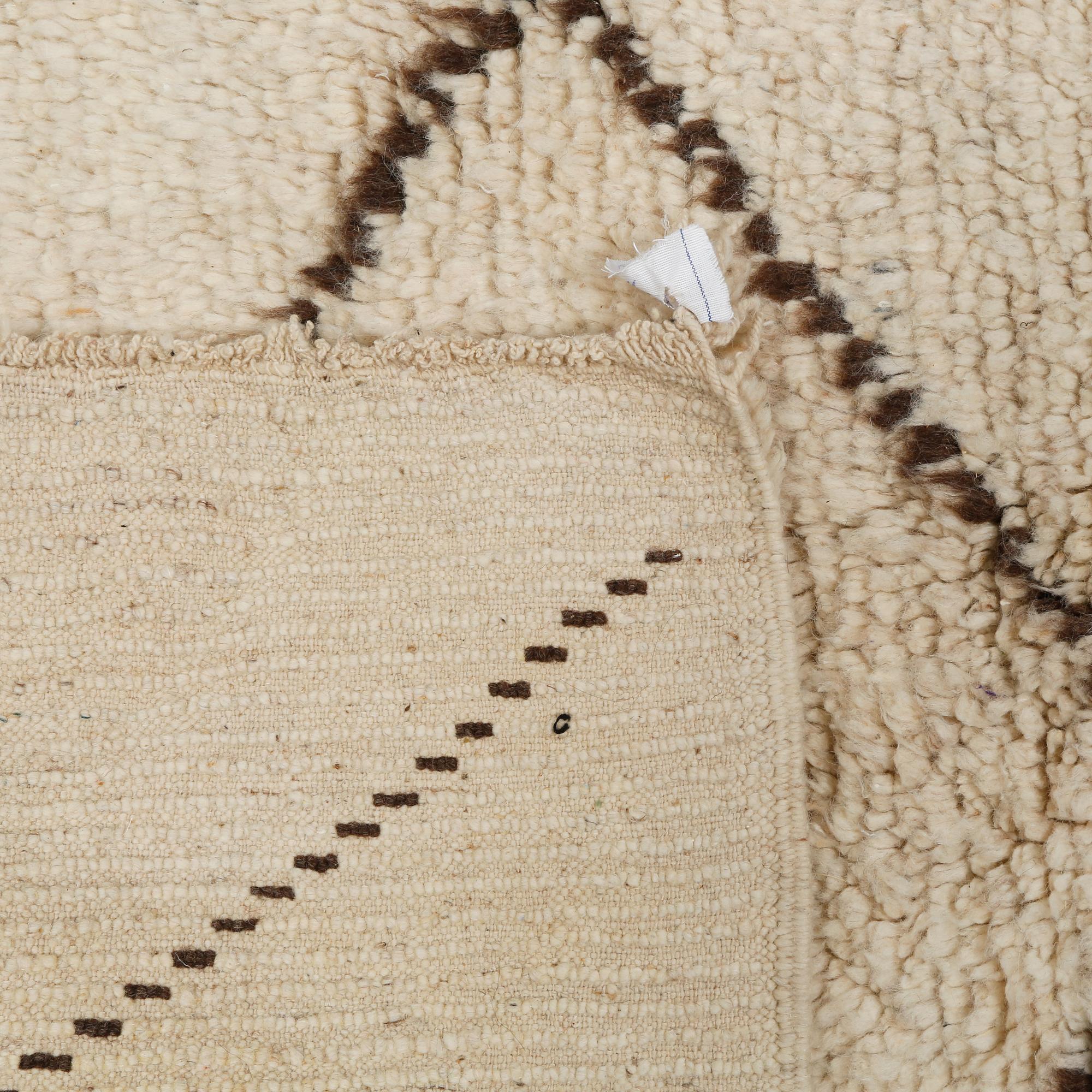 MATTA, Beni Ourain, 1900-talets senare del, ca 174x153 cm.