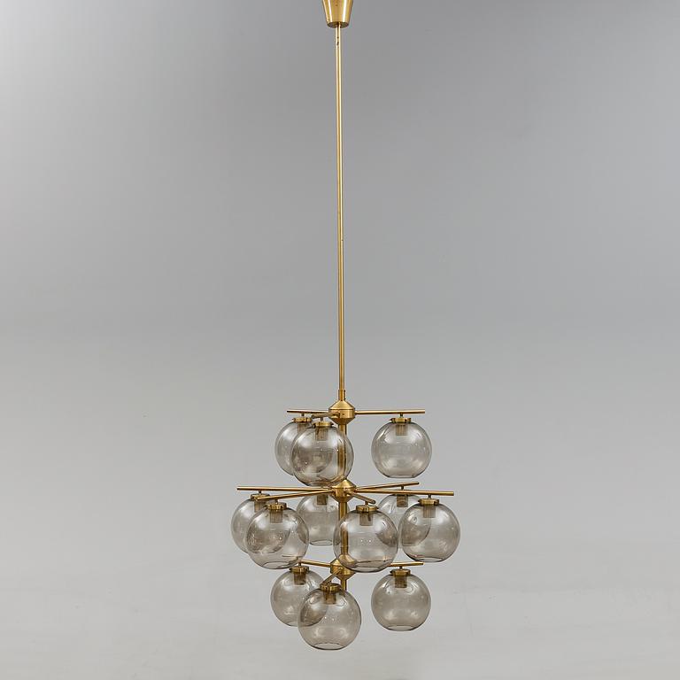 TAKLAMPA, Hans Agne, Markaryd, 1900-talets andra hälft. Höjd ca 227 cm.