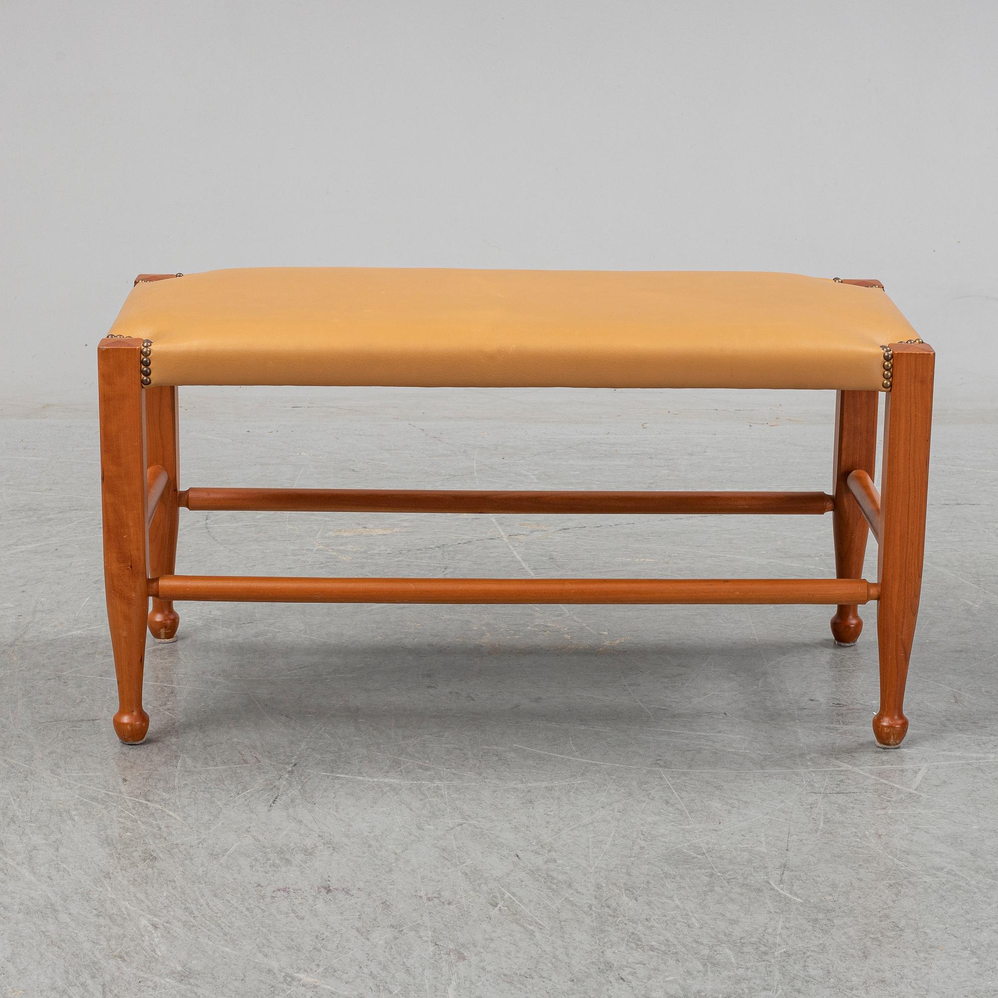 JOSEF FRANK, bänk, modell "B2009", Firma Svenskt Tenn.