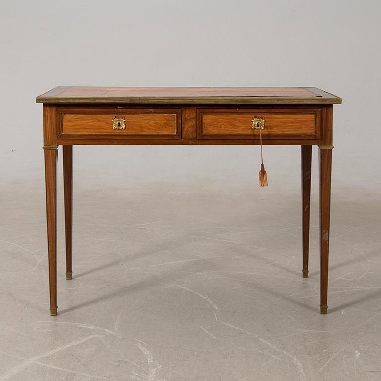 Desk, first half of the 20th century.