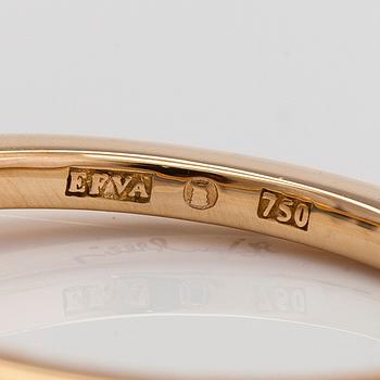 Efva Attling, ring, "Love bead ring", 18K guld och månsten.