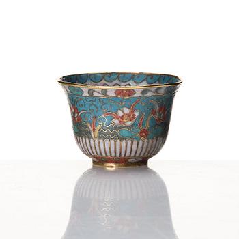 Kopp samt fat, cloisonné. Ming dynastin (1368-1644).