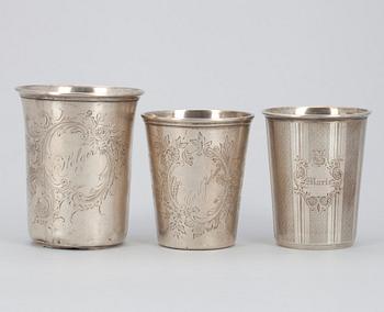 SILVERBÄGARE, 3 st, silver, Gustaf Folcker Stockholm 1851, Hägglund Helsingfors 1898, ena med silverhaltstämpel.