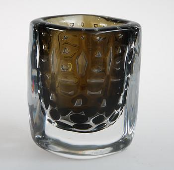 VAS, glas. "Ariel" nr 239 K, Ingeborg Lundin, Orrefors.