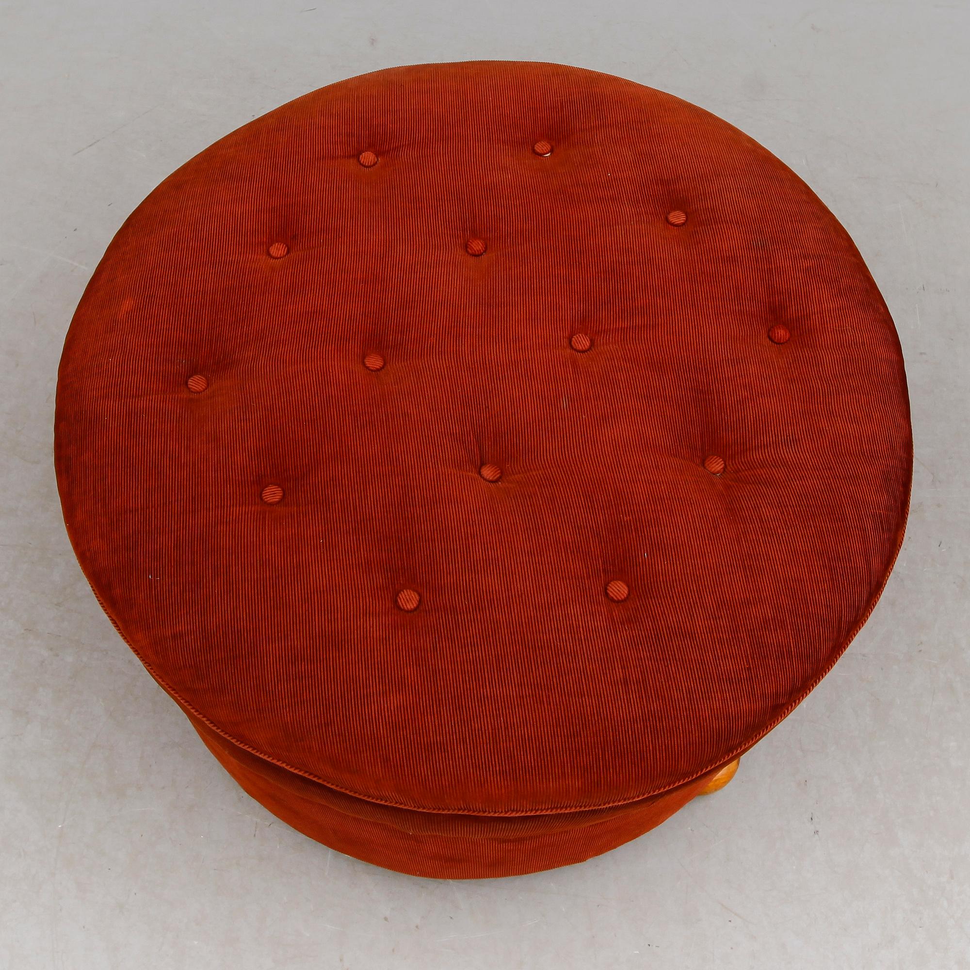 SITTPUFF, 1900-talets mitt.