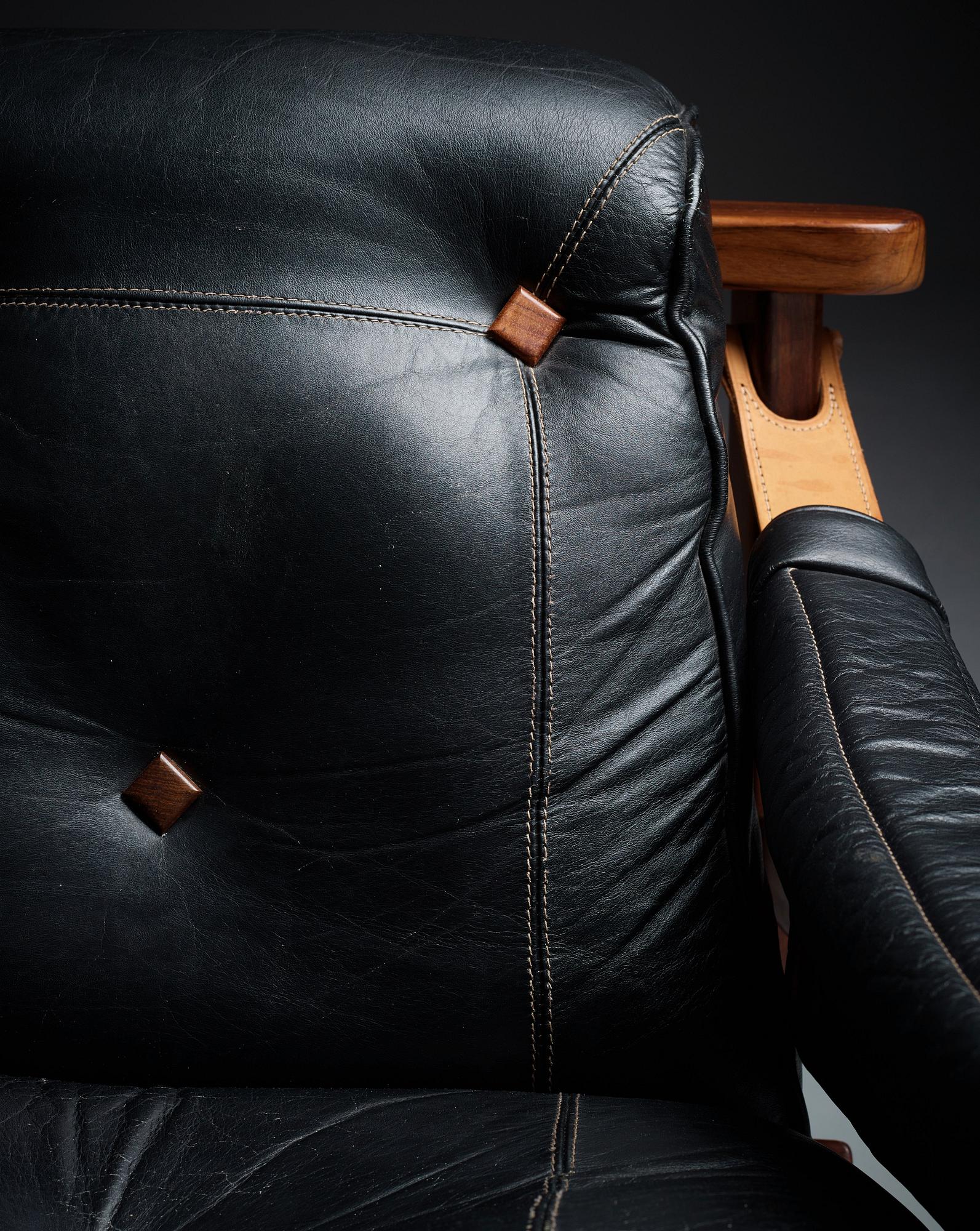 Jean Gillon, a pair of easy chairs "Bertioga", for Italma Wood Art, Brazil 1960's.