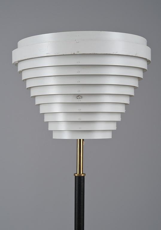 Alvar Aalto, GOLVLAMPA, A 805.