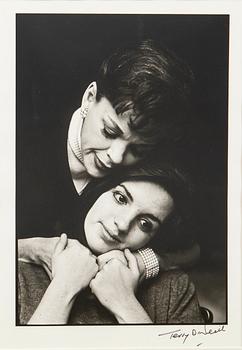 Terry O'Neill, Judy Garland and Liza Minelli.