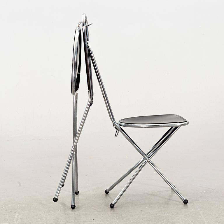 NIELS GAMELGAARD, a pair of IKEA chairs.