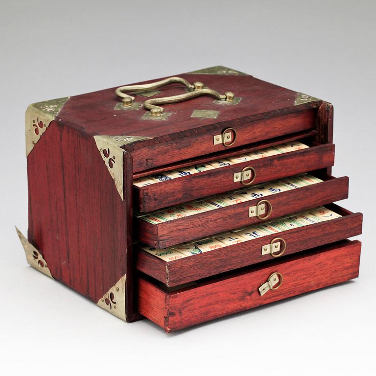 SPEL, "Mah-Jong", 1900-talets första hälft.