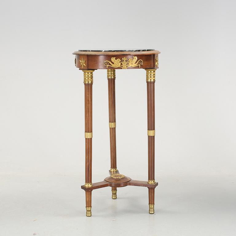 PIEDESTAL, empirestil, 1800-tal.