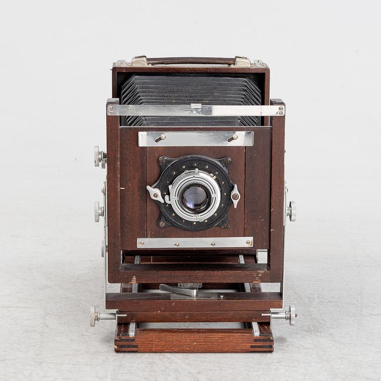 A box camera, first half of the 20th Century.