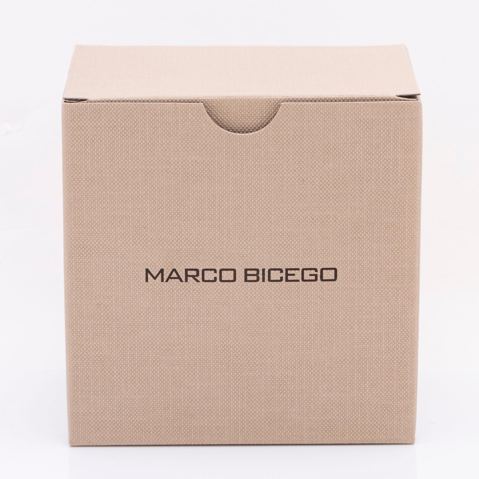 Marco Bicego Italy, bracelet 18k gold and whitegold, brilliant-cut diamonds approx 0,20 ct in total, total weight 9,8 g.