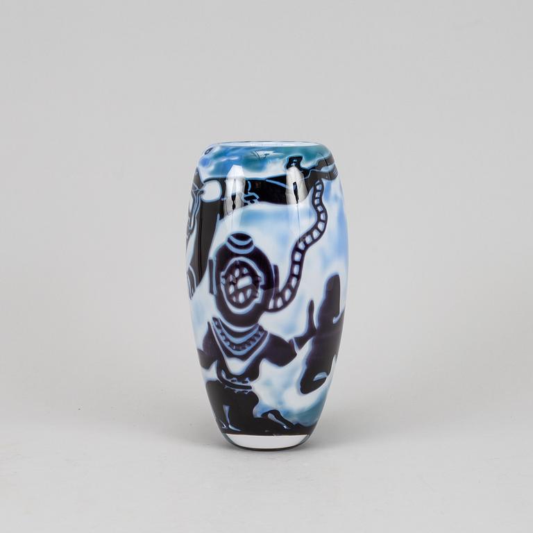 Robert Huber Petersson, an unique graal vase Sweden, 2010.