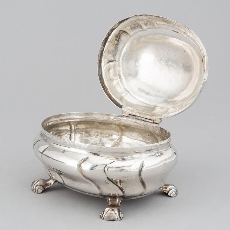 Andreas Cron, skrin, silver, Malmö 1755. Senbarock.