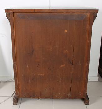 SPEGEL MED KONSOLBORD, Karl Johan,
1800-talets första hälft.