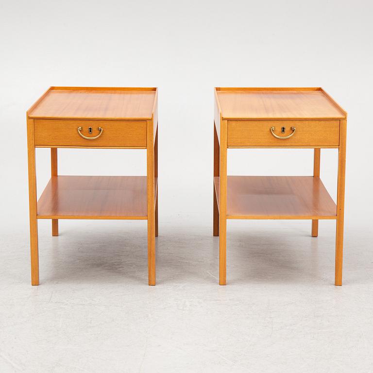 Josef Frank, a pair of bedside tables, Firma Svenskt Tenn, mid 20th century.