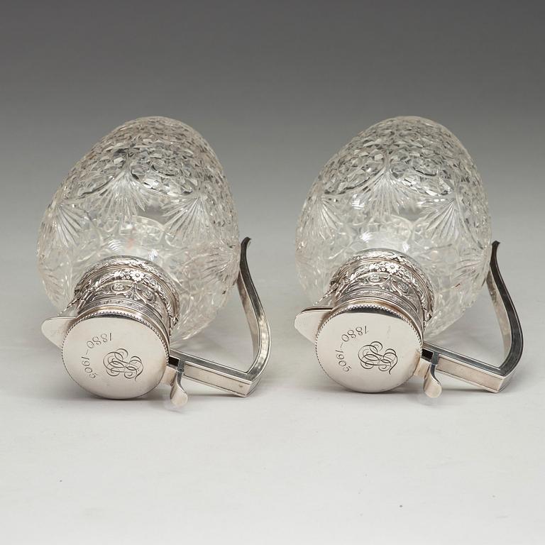 A pair of Fabergé jugs, glass and silver, Moscow 1899-1908, scratched inventori number 20116.