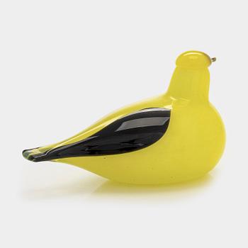Oiva Toikka, a "Golden Oriole" glass bird, signed O. Toikka Nuutajärvi.
