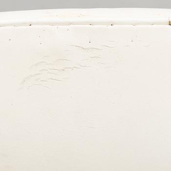 A 1969 Danish 'Swan' chair for Fritz Hansen.