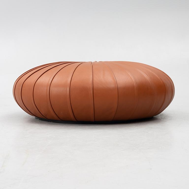 Sittpuff, "Esedra", Monica Förster.