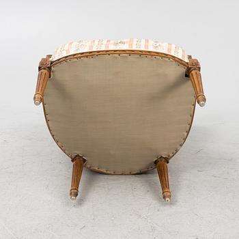 Fåtölj, Gustaviansk stil, 1900-tal.