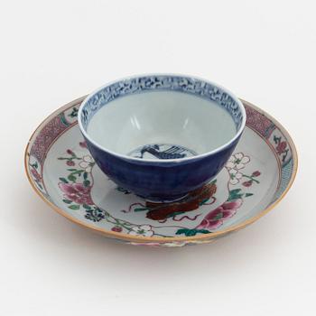 A Chinese porcelain bowl and dish, Ming dynasty 17th Century and Qing dynasty 18th/19th Century.