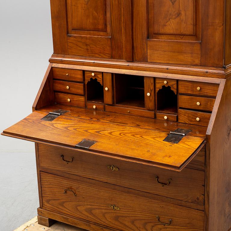 An 18th century cabinet.
