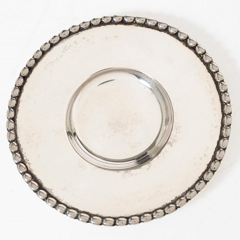 C.G. Hallberg, skål med fat, silver, Stockholm 1923.