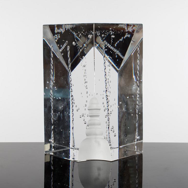 BERTIL VALLIEN, sculpture, glass, signed, Kosta.