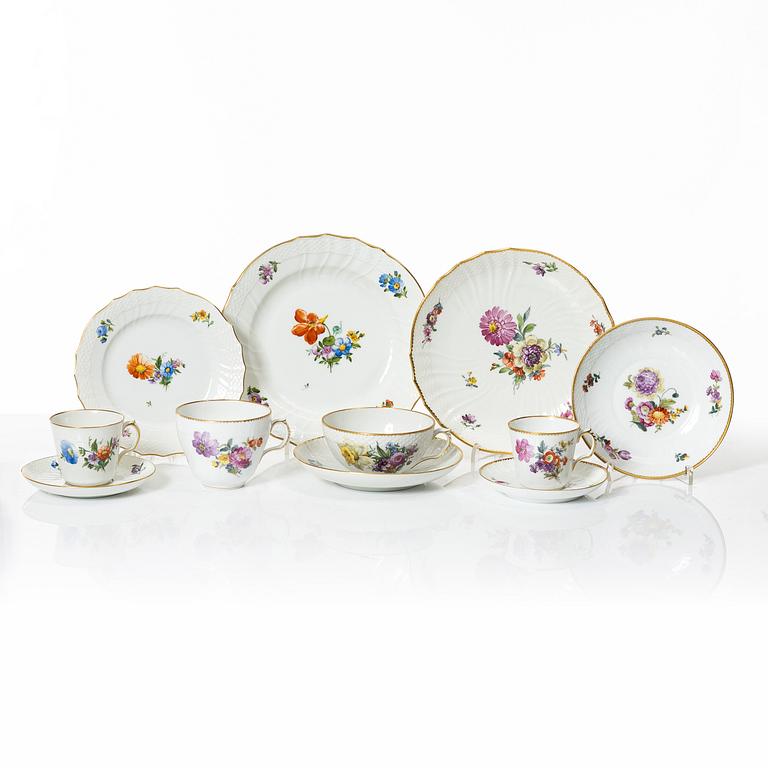 Royal Copenhagen, a 79-piece coffee and tea service, 'Saxon Flower', Denmark.