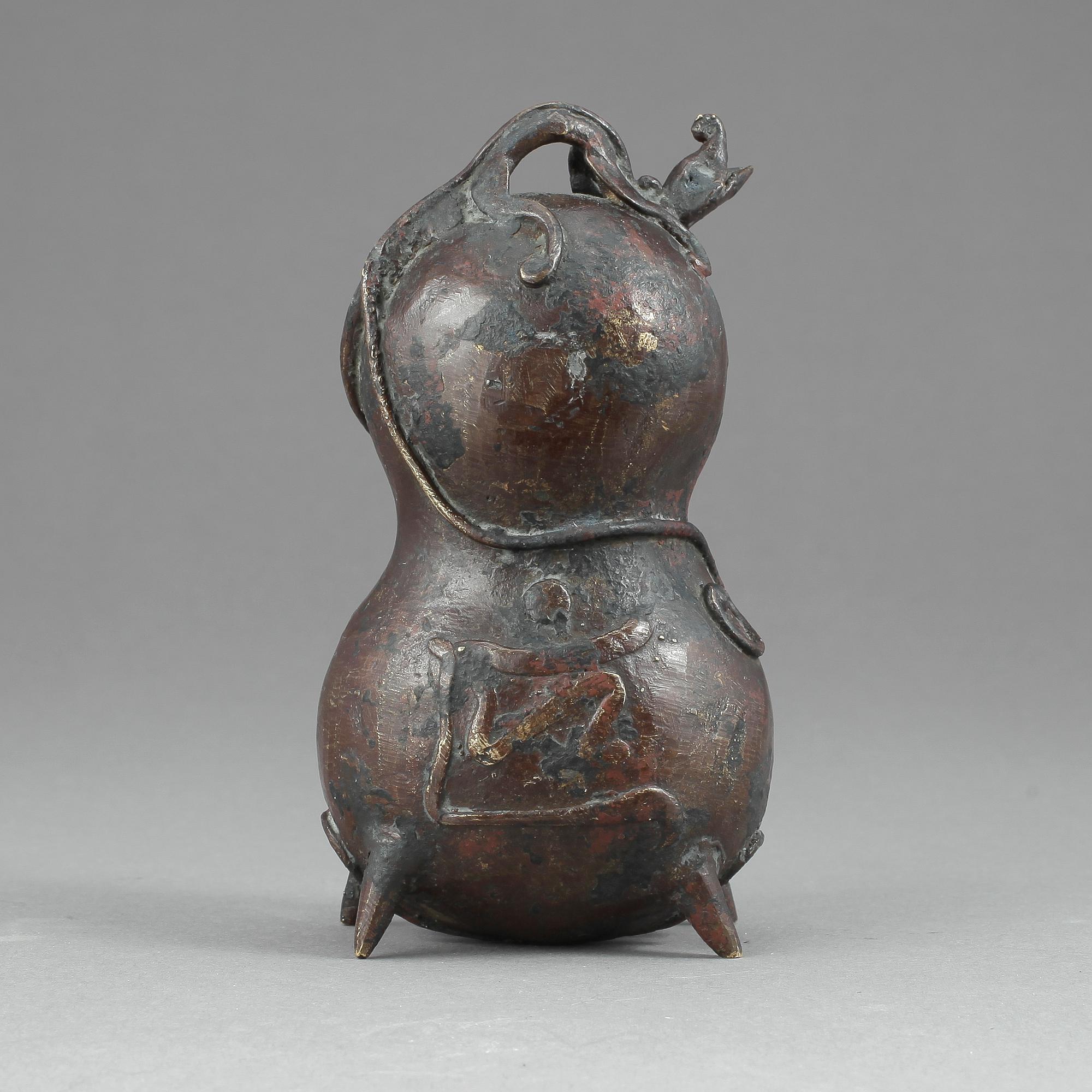 KLOCKA, mässing, möjligen Tibet, 1800-tal.