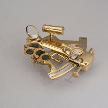 SEXTANT, 1900-tal.