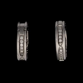 A PAIR OF EARRINGS, brilliant cut diamonds, 18K white gold. Bulgari "B.zero".