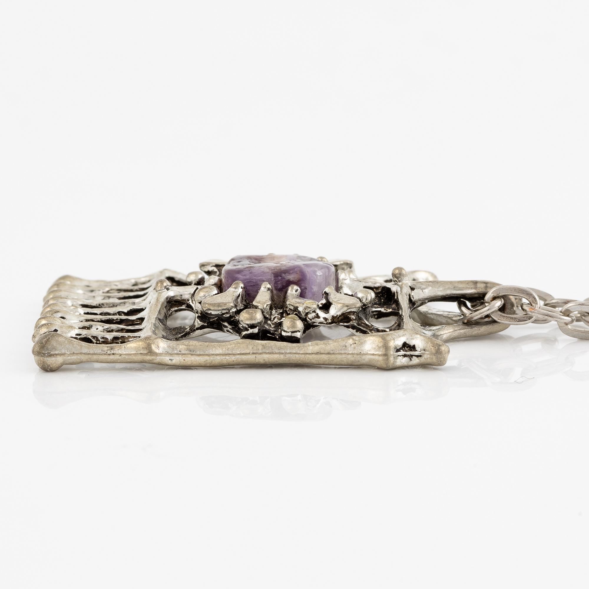 Necklace, tin with amethyst.