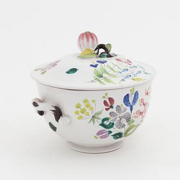 Stig Lindberg, a faience tureen, Gustavsbergs studio.