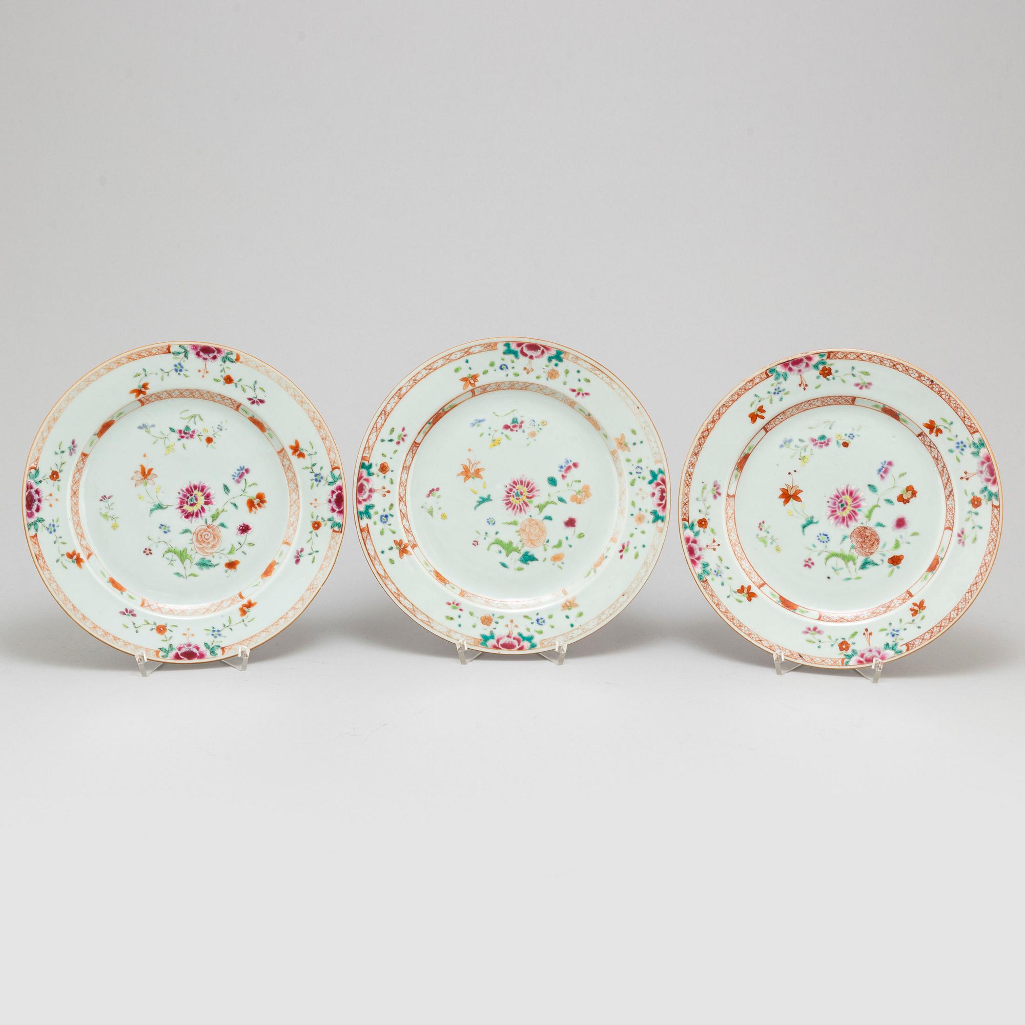 TALLRIKAR, 6 st, kompaniporslin. Qingdynastin, Qianlong (1736-95).