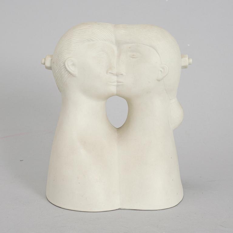 STIG LINDBERG, a porcelain sculpture 'De Tu' from Gustavsberg.