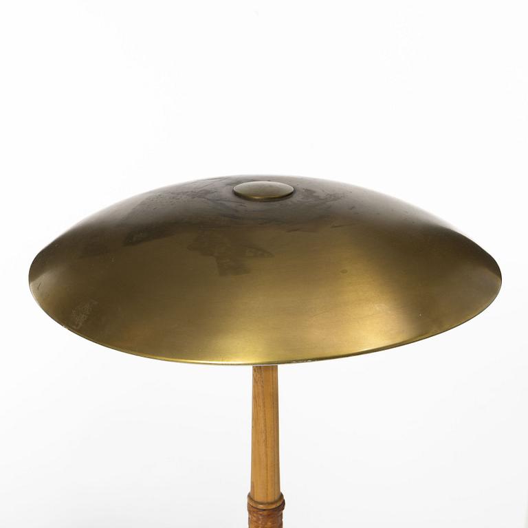 Harald Notini, a table lamp model "15525", Arvid Böhlmarks Lampfabrik, Stockholm, 1950s.