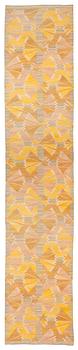 RUNNER. "Strutar, gul". Tapestry weave (gobelängteknik). 791 x 158 cm. Signerad AB MMF BN.