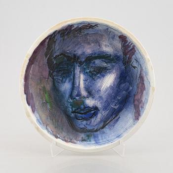 Isaac Grünewald, a creamware dish, Rörstrand, 1943.