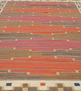Märta Måås-Fjetterström, MÄRTA MÅÅS-FJETTERSTRÖM, A CARPET, "Bruna heden", flat weave, ca 287,5 x 153 cm, signed AB MMF.